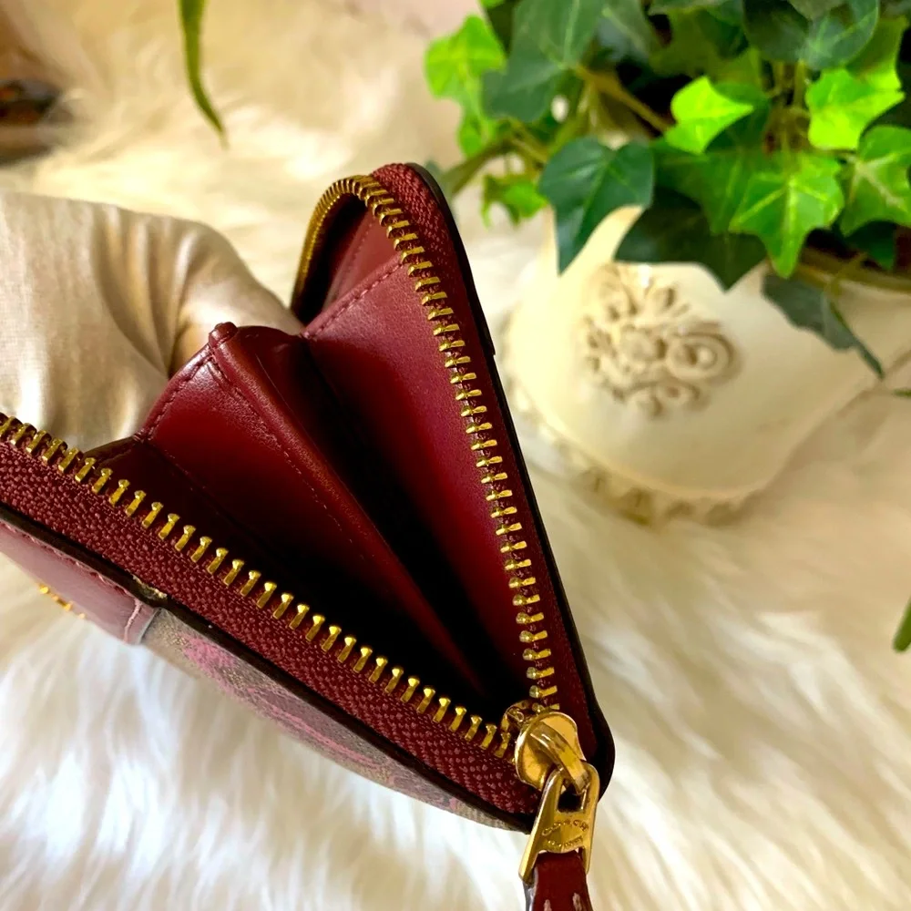 Coach Slim Accordion Zip Wallet” hard to find”